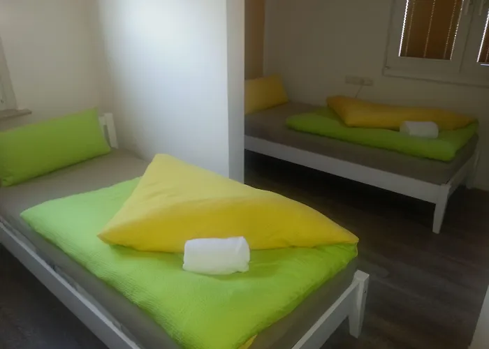Budapester Hof Gaestehaus Affittacamere 2*